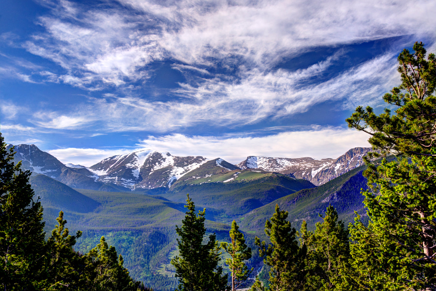 COL0045 - Rocky Mountain National Park in Summer