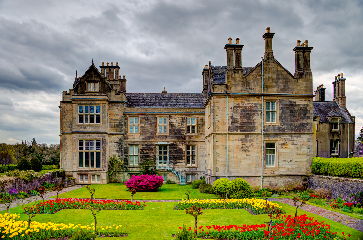 IR0018 - Muckross House in Killarney National Park