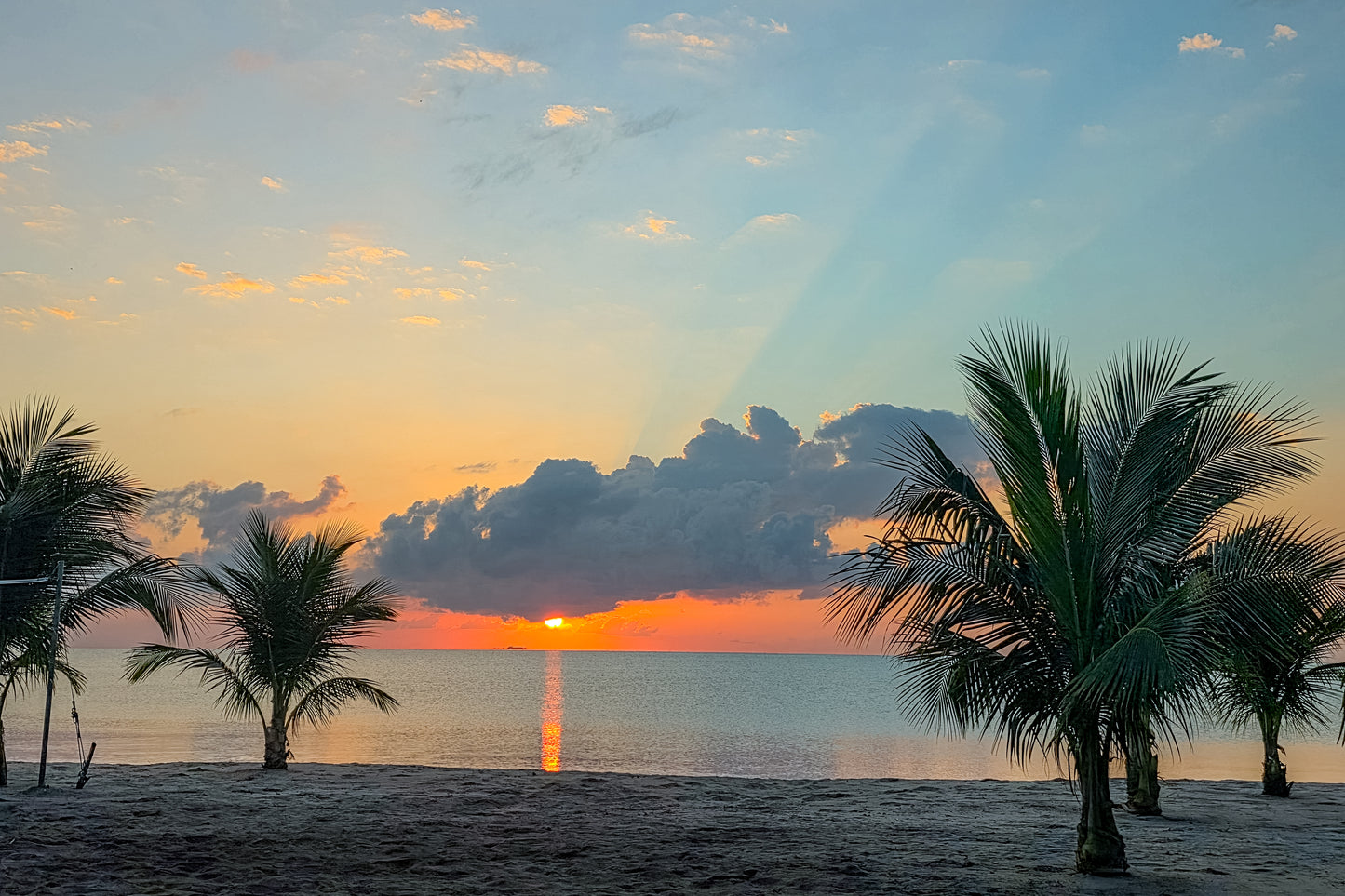 BE0006 - Calm Caribbean Dawn