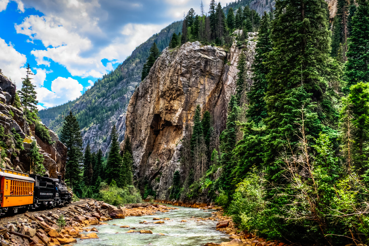 COL0047 - D&S NGR Along the Animas