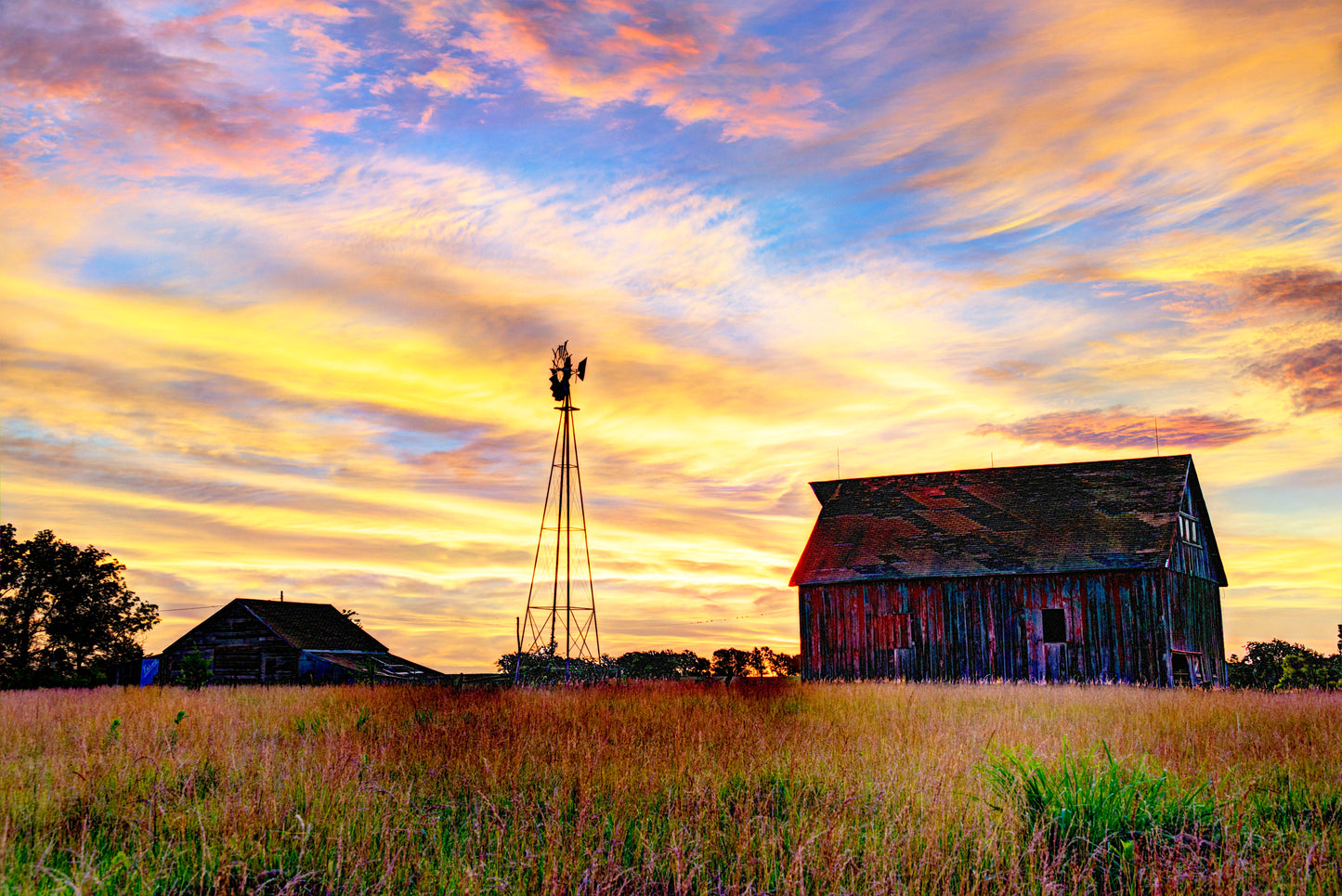 FR0021 - Sunrise on the Farm