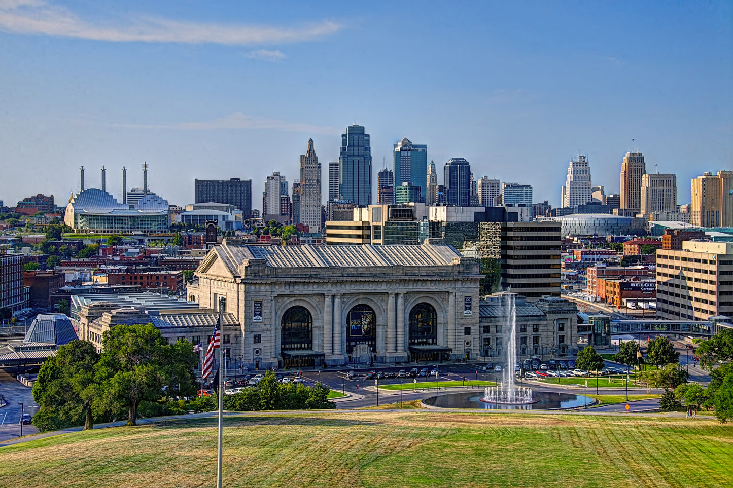 KC0005 - Kansas City Skyline With Fountain