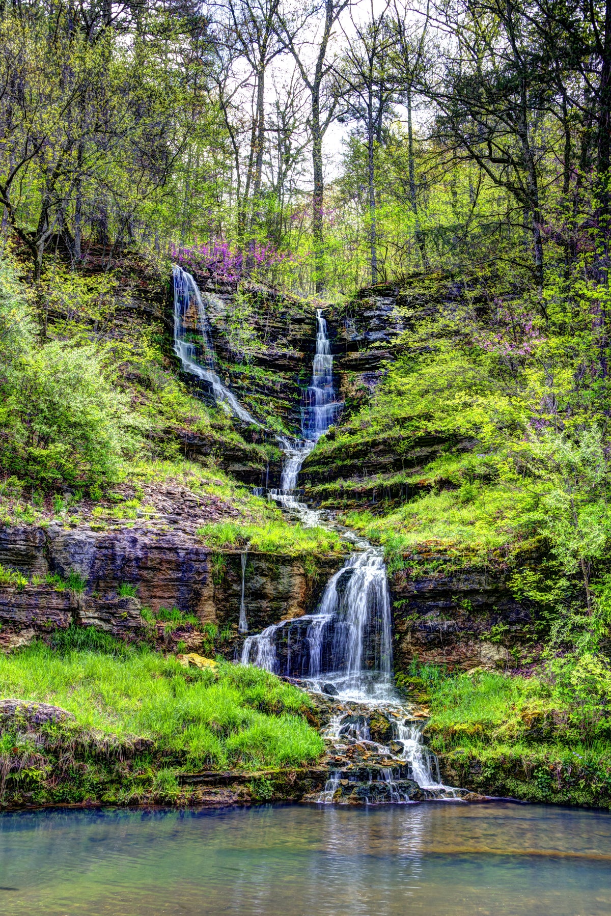 MO0011 - Thunder Falls