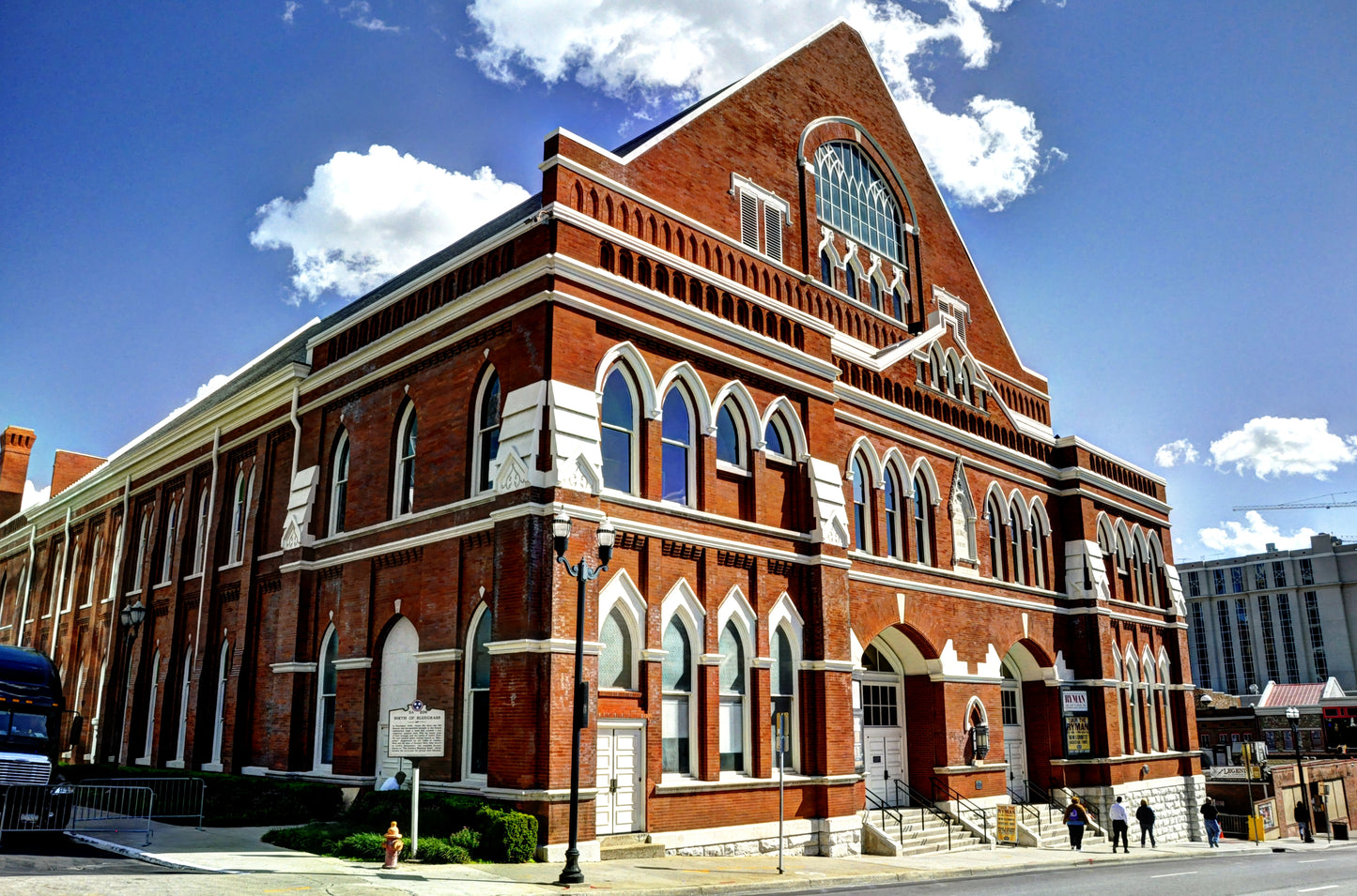 TN0009 - The Mother Church