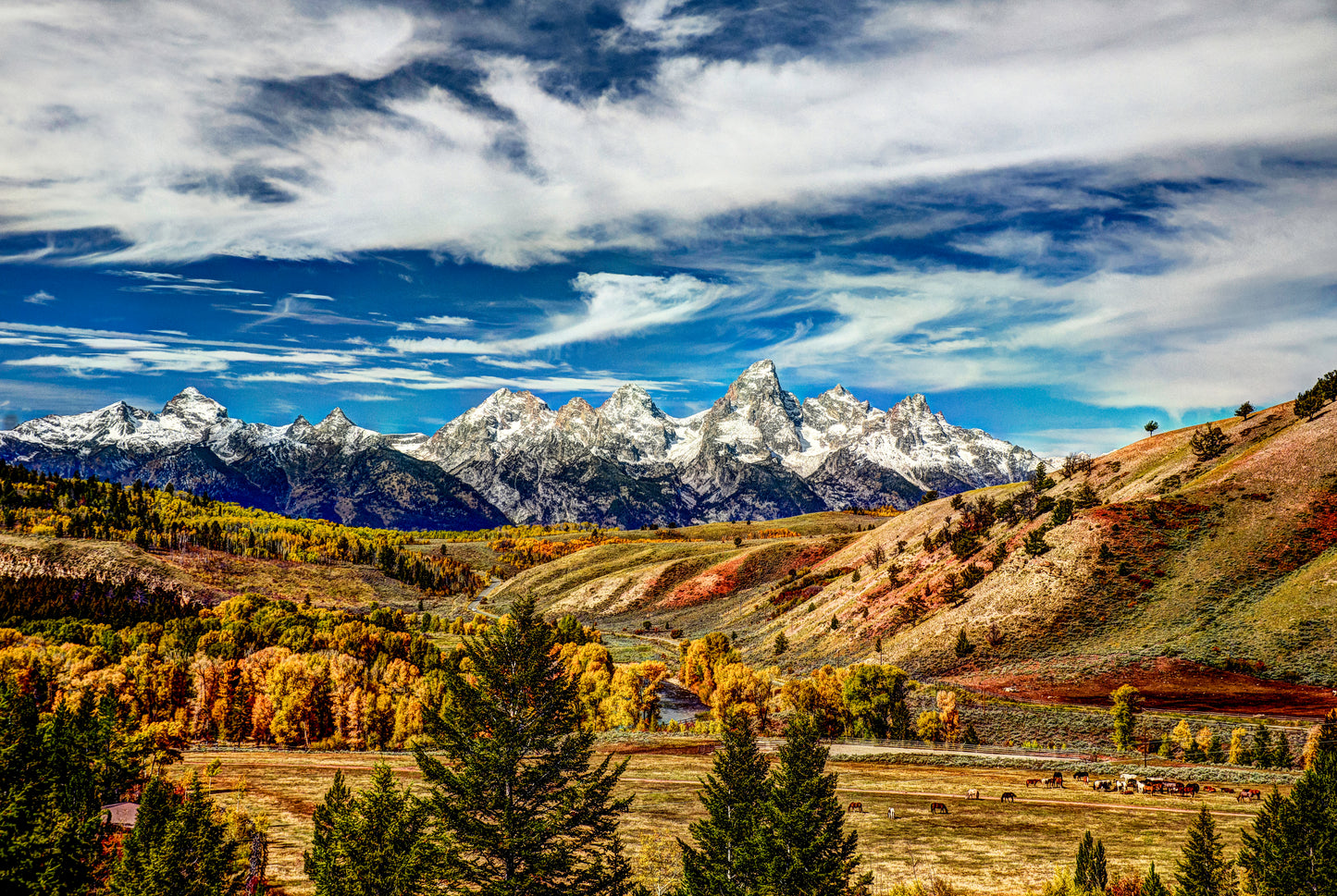 WY0004 - Autumn in the Tetons